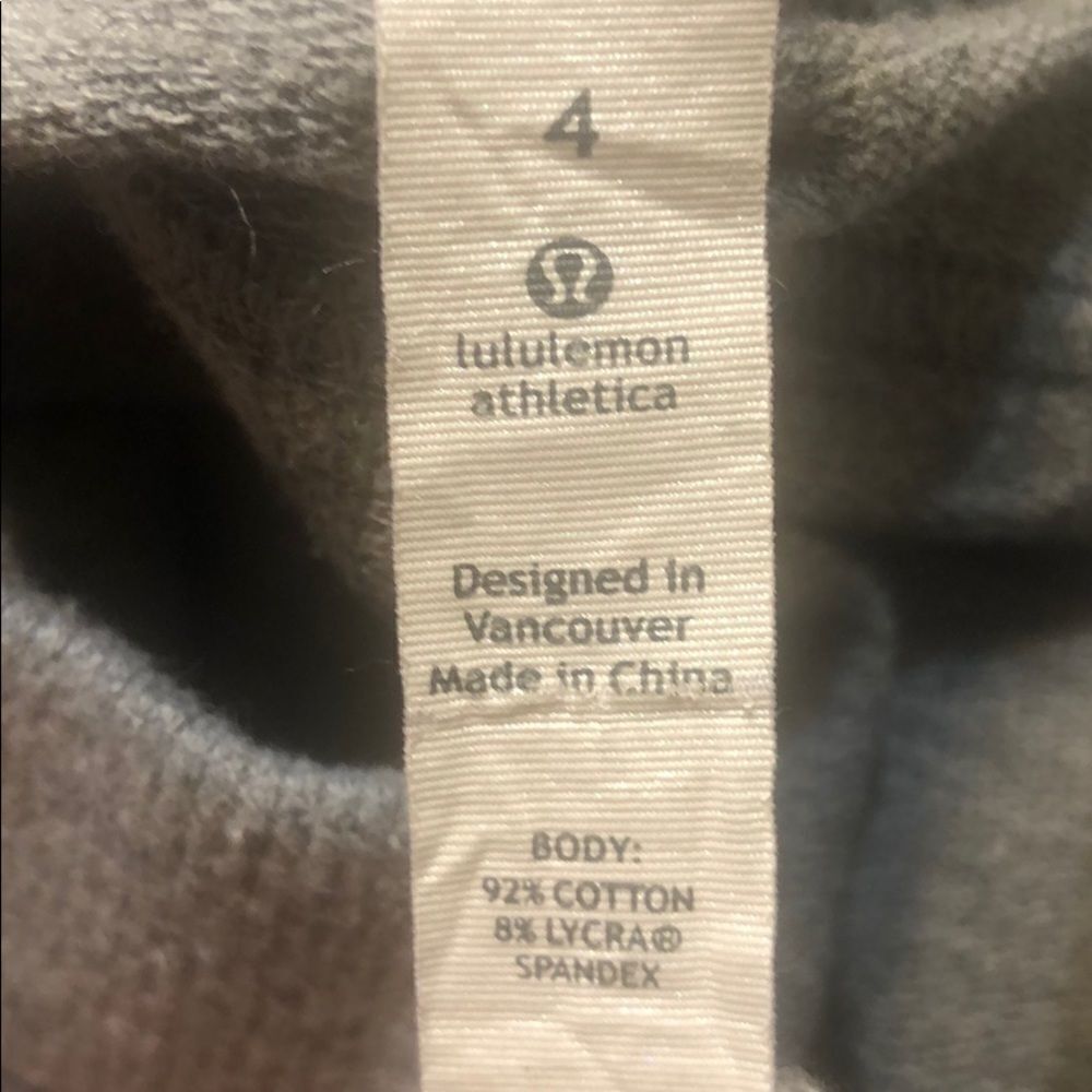 Lululemon Groove Pant Crop Size 4 (1921) - Picture 4 of 5